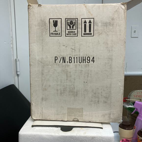 Official Star Trek Tridimensional Chess Set NIB AAA4095 - Picture 8 of 13